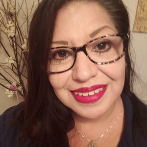 Meet your Posher, Dolores